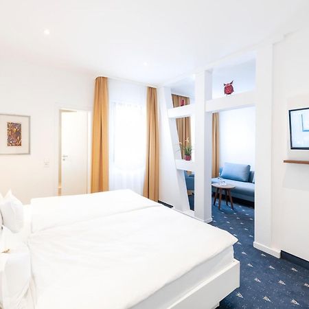 Hotel Adler Post Schwetzingen Buitenkant foto