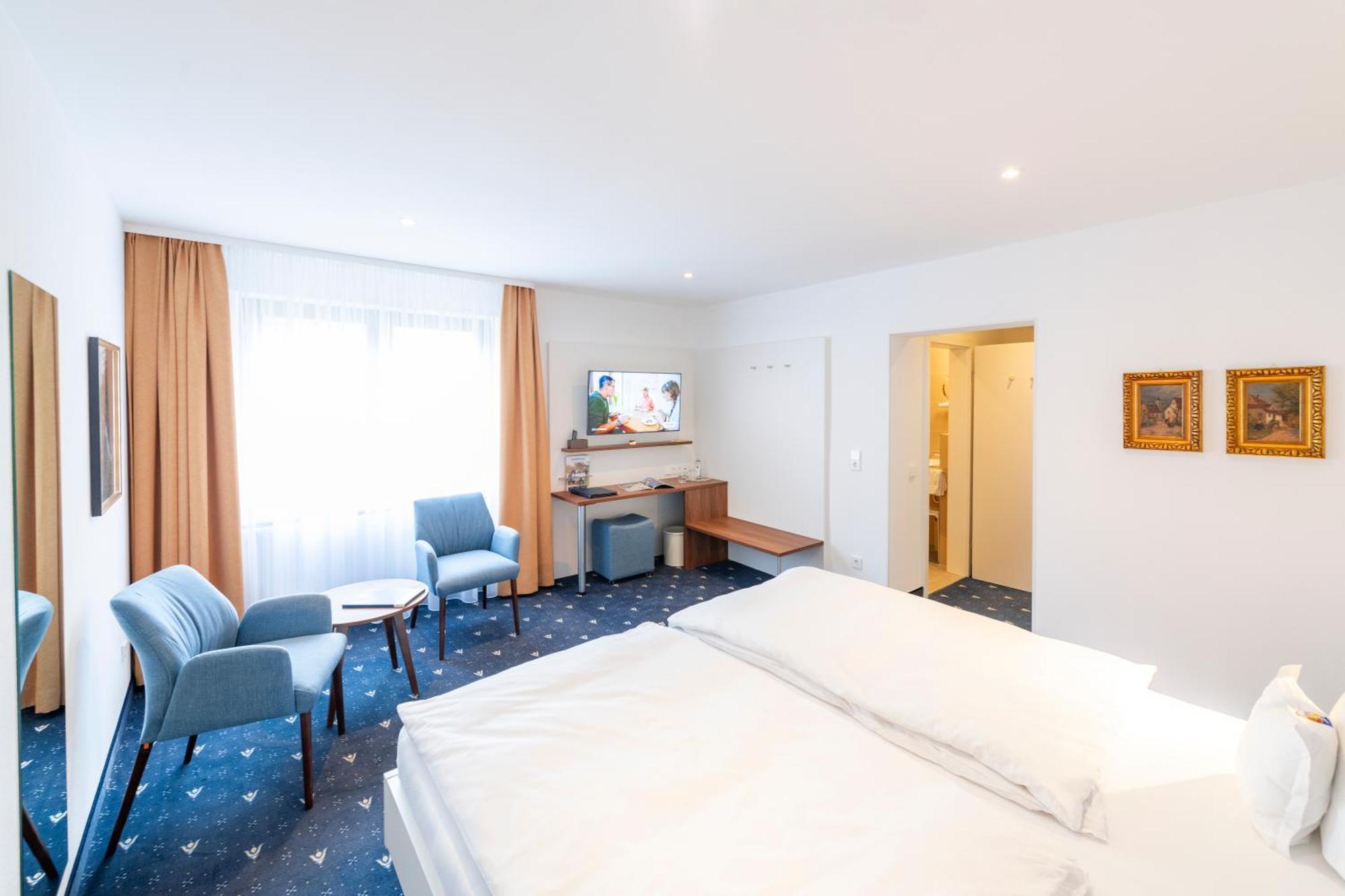 Hotel Adler Post Schwetzingen Buitenkant foto