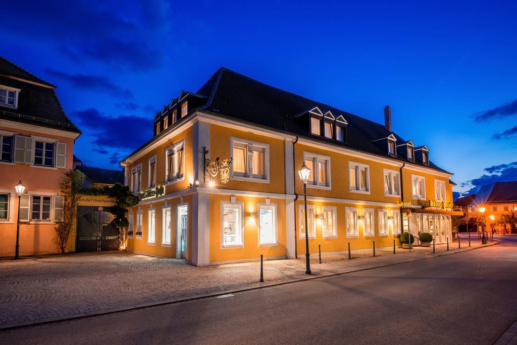 Hotel Adler Post Schwetzingen Buitenkant foto